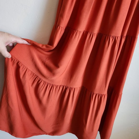 NEW! KYL smocked tiered dress with short ruffle sleeves in rust orange Size M - Picture 6 of 13